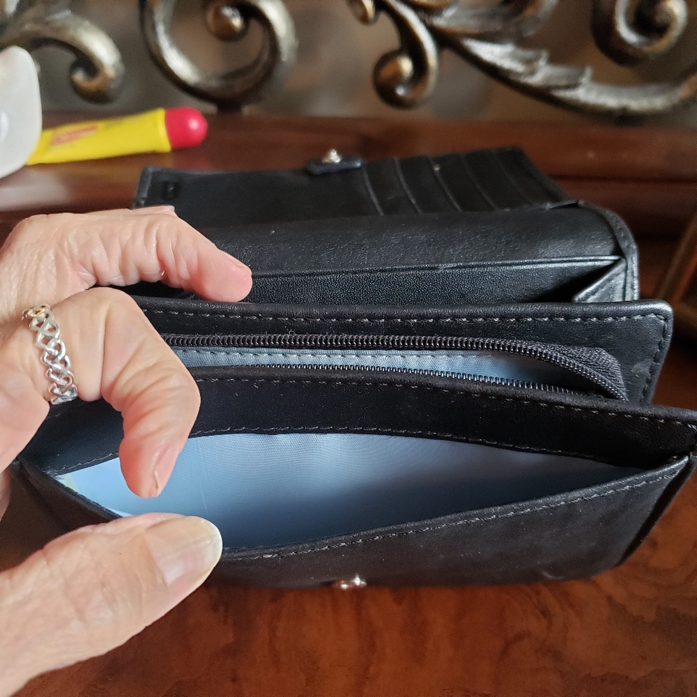 Coach Wallet - Picture 4 of 5